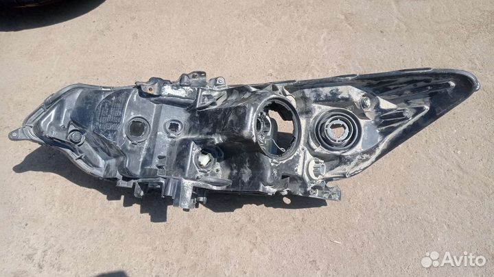 Фара правая Honda Accord 8 рестайлинг