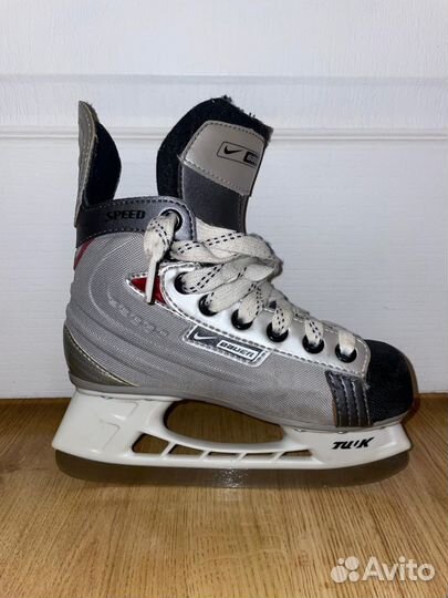 Коньки хоккейные детские