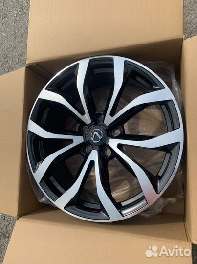 Lexus RX NX Toyota RAV4 Camry r18