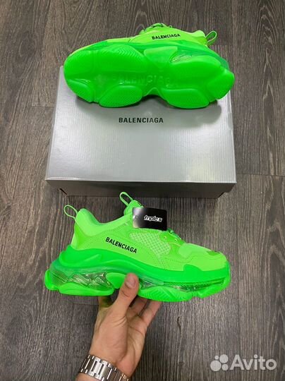 Кроссовки Balenciaga Triple s Neon Green (36-45)