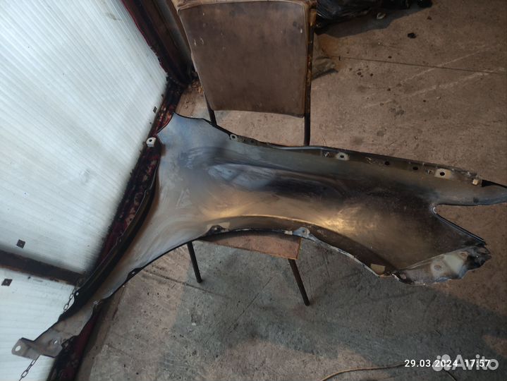 Крыло переднее левое toyota camry 55