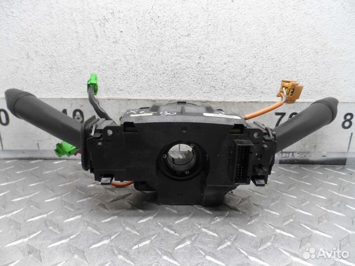 Переключатель подрулевой (стрекоза) Volvo XC90 1