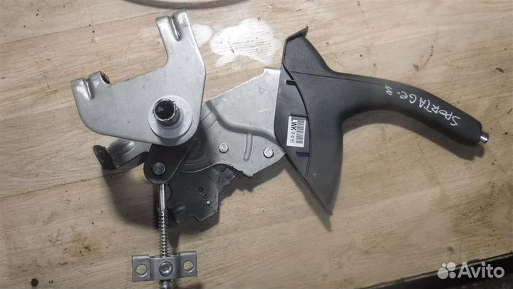 Рычаг стояночного тормоза KIA Sportage III (SL) 2