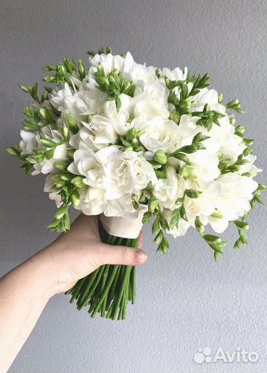 Букет невесты из живых цветов. Вежливые сотрудники