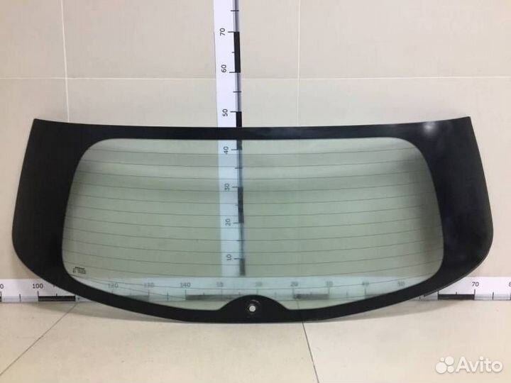 Стекло заднее Nissan Tiida C11 2007-2014