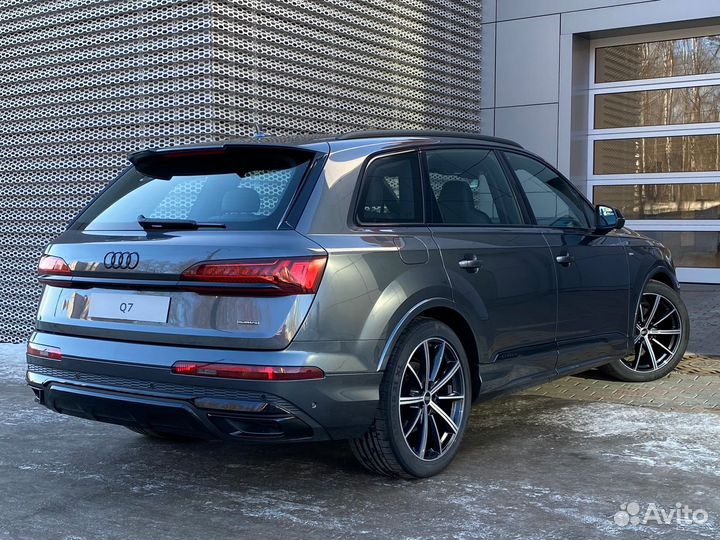Audi Q7 3.0 AT, 2023