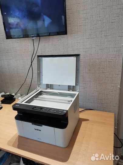 Мфу лазерный Brother на гарантии