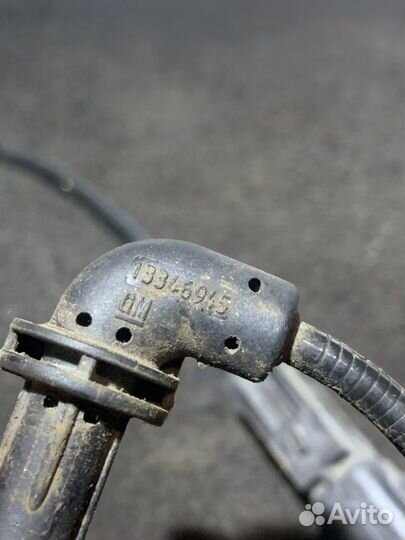 Датчик abs задний правый Opel Astra J хэтчбек