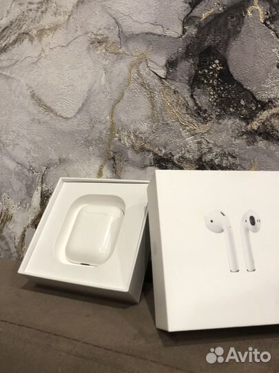 Airpods 2