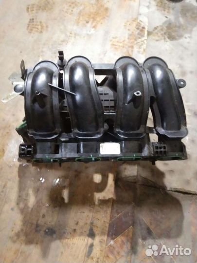 Впускной коллектор Форд 1.6 115л