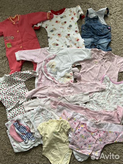 Пакет одежды для девочки 0-3 мес