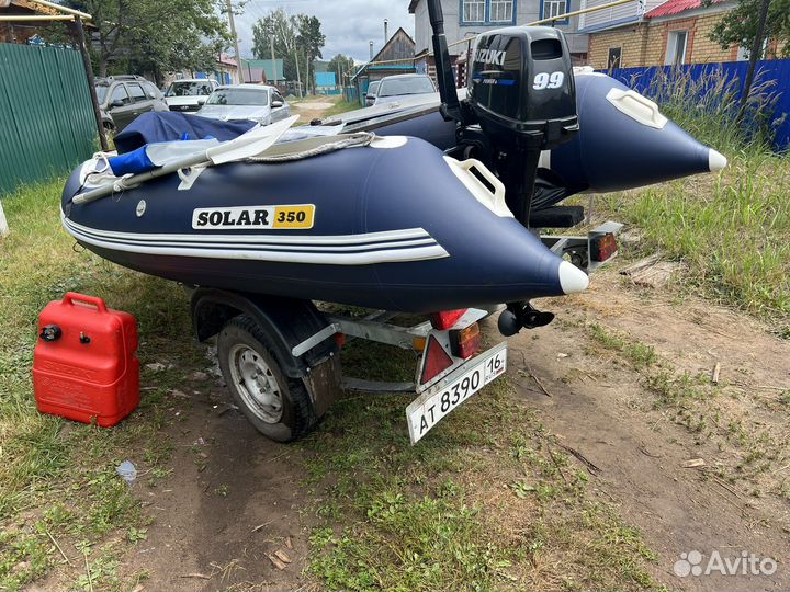 Моторная лодка