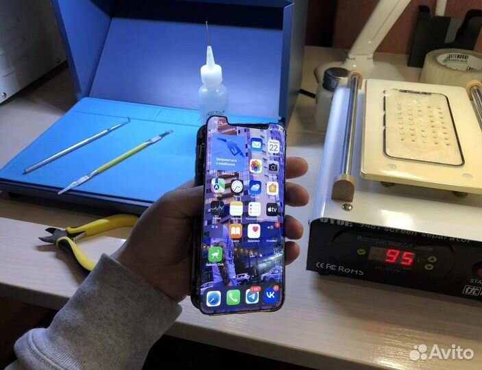 Замена экрана на iPhone, стекла, дисплея, тачскрин