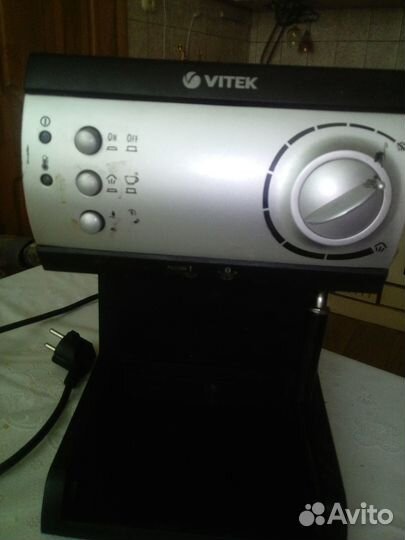 Кофе машина Vitek(на запчасти) BT 1511