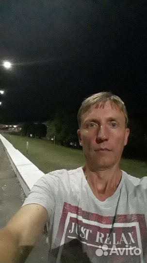 Автоинструктор по обучению вождения автомобиля