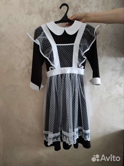 Школьная форма с фартуком 44 размер