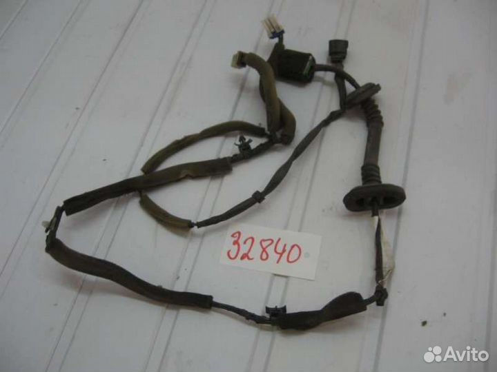 Проводка (коса) двери задней правой Mitsubishi Gal