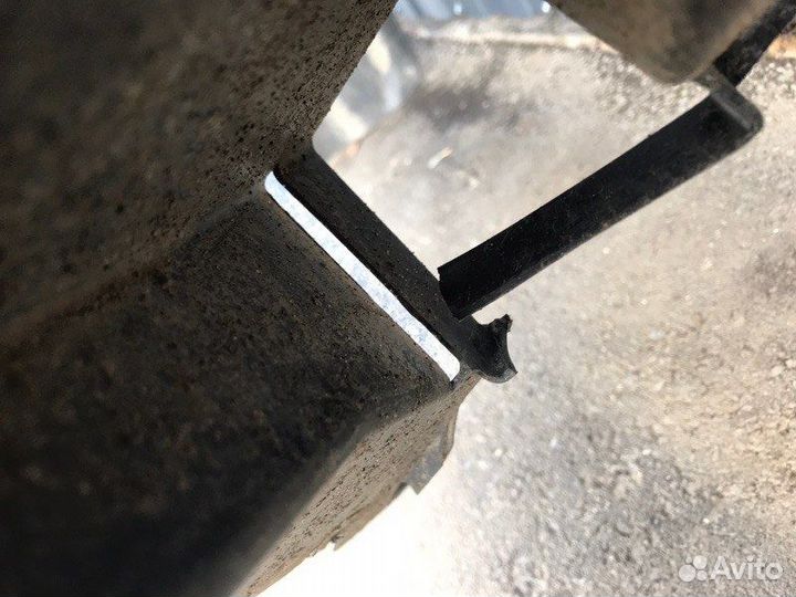 Подкрылок передний левый Volkswagen Polo (Rus)