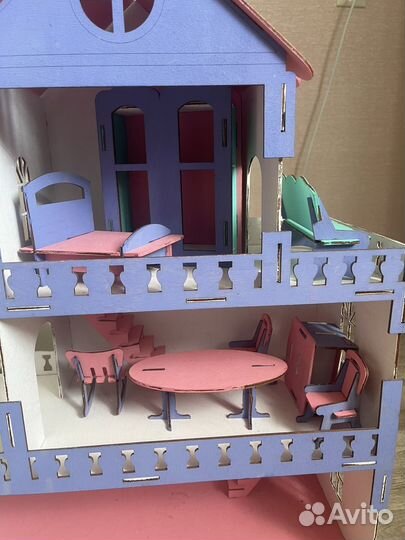 Домик кукольный