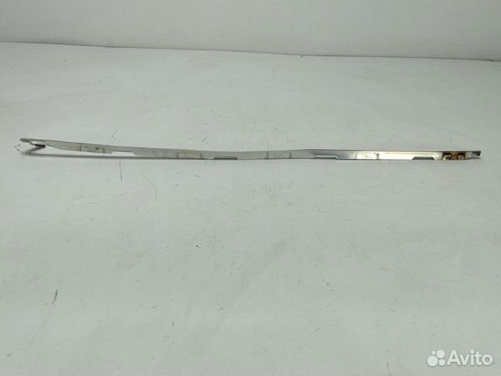 Накладка стекла задняя правая Audi A6 Allroad 4B