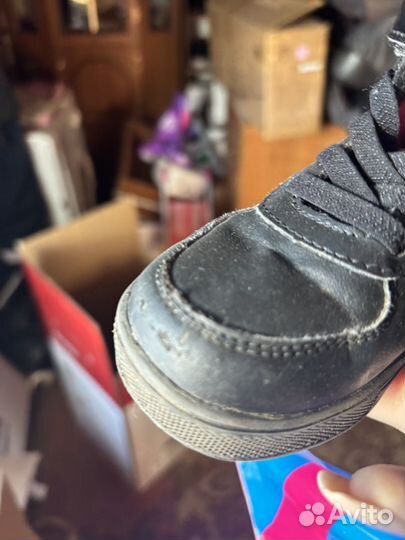 Кроссовки детские