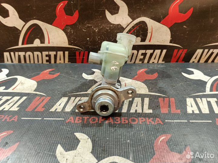 Главный тормозной цилиндр Daihatsu Move микровен