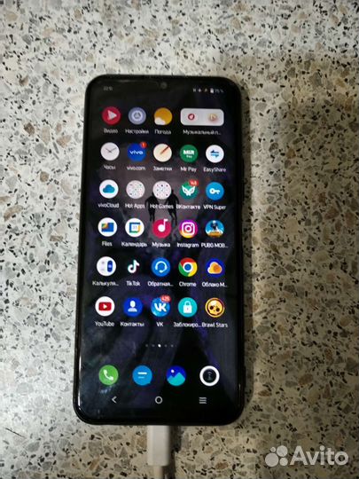 Смартфон Vivo y31