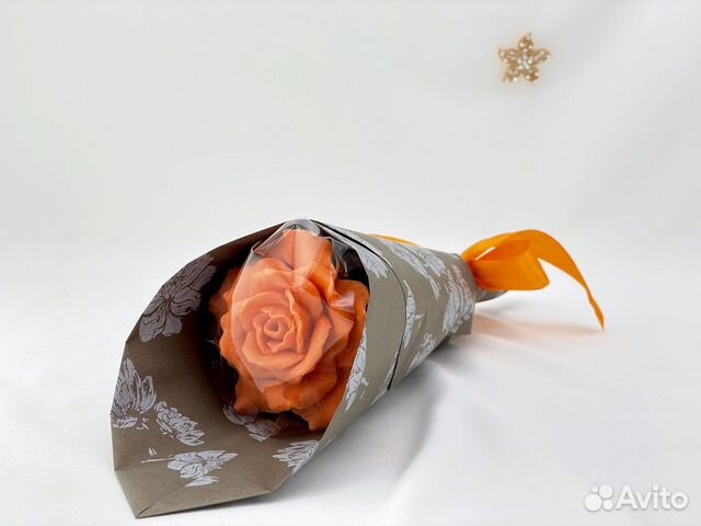 Роза из шоколада