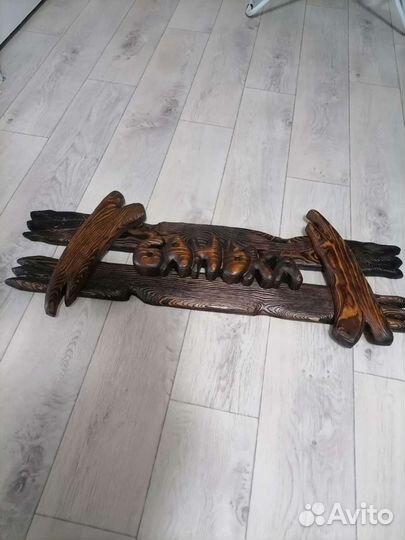 Адресные таблички из массива дерева ручной работы