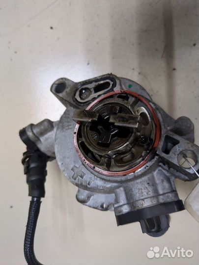 Насос вакуумный Peugeot 508, 2015