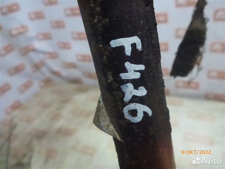 Тяга рулевая Nissan Patrol Y61 ZD30ddti 2000