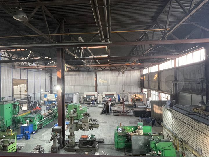Производство отапливаемое с кран-балками, 2800 м²