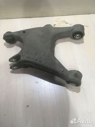 Задний рычаг левый прав BMW F10 бмв Ф10