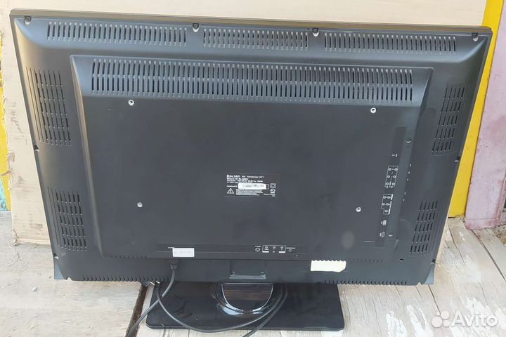 Телевизор Rolsen 32 дюйма RL-32B01 на запчасти