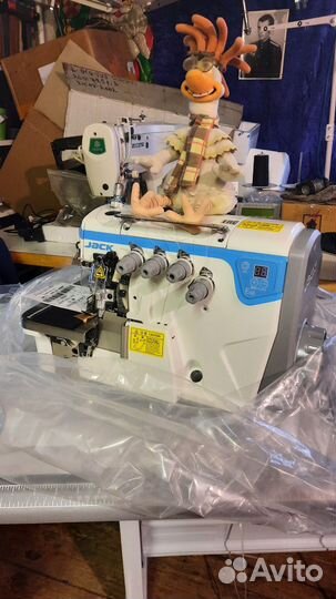 Оверлок Jack E4S-5-03/333