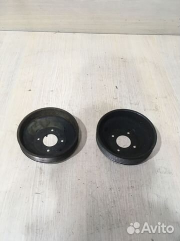 Шкив водяного насоса помпы Мерседес W210 W208 W202