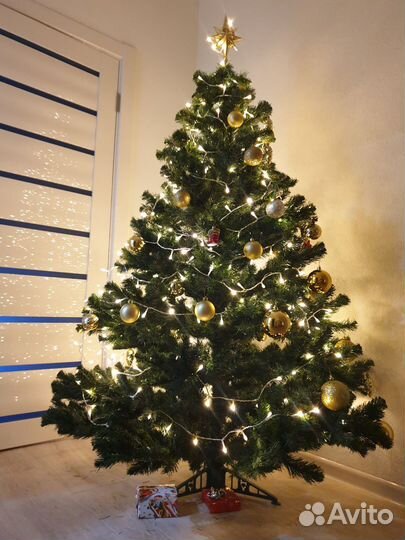 Елка искусственная