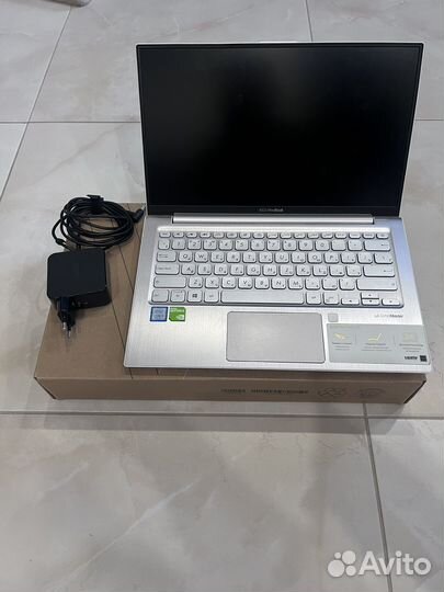 Ноутбук asus VivoBook S13 4gb/i5/SSD250/MX150