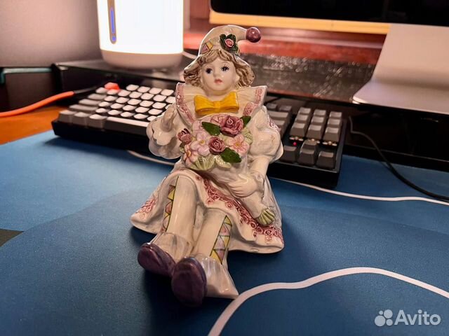 Фарфоровая Статуэтка Клоун Пьеро Фарфор