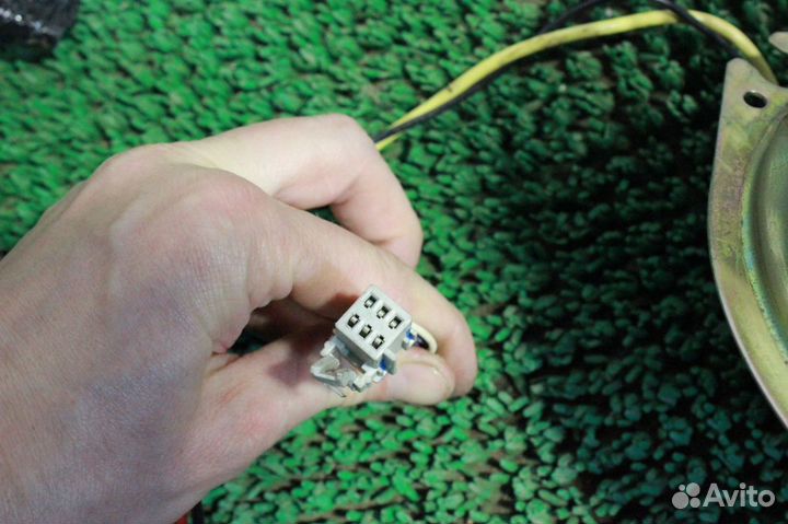 Моторчик задней печки Chevrolet Suburban GMT400