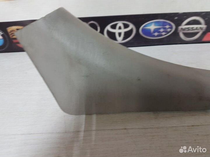 Накладка на порог задняя левая Toyota Caldina