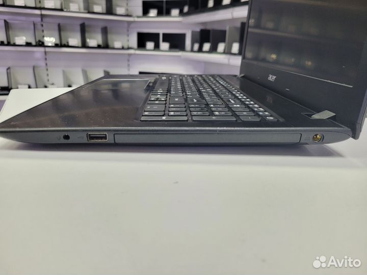 Игроаой Ноутбук acer i3-6006U 940MX 2GB