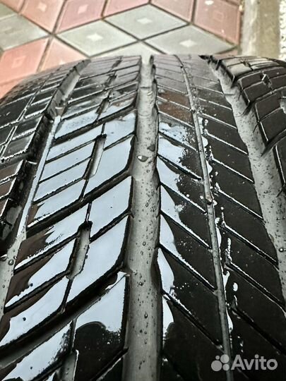 Uniroyal Tiger Paw Touring 255/45 R19