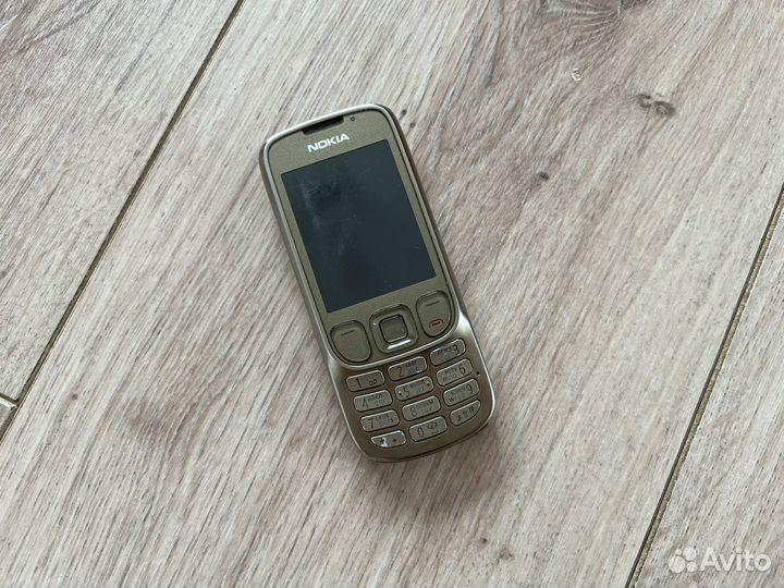 Nokia 6303i Сlassic