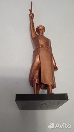 Статуэтка памятник чекистам