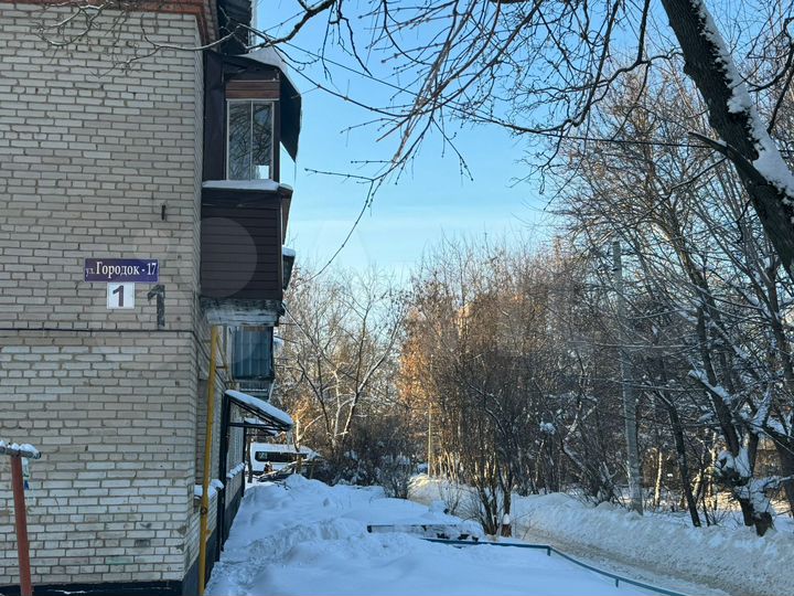 1-к. квартира, 32 м², 1/2 эт.