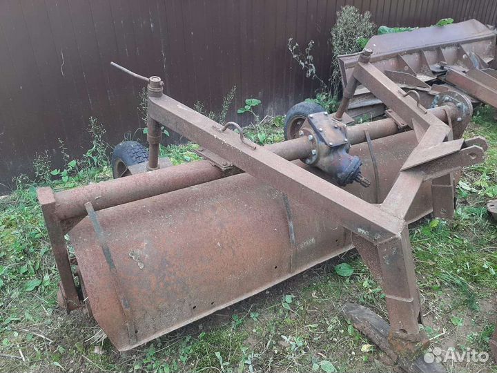 Щетка для трактора