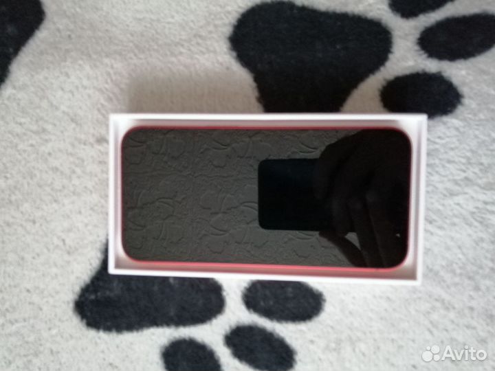 iPhone 13 128 red