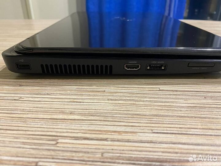 Hоутбук Dell inspirоn N5110 - 8913 15.6