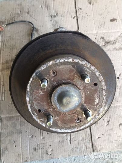 Ступица задняя правая Хонда Аккорд 6(1110)